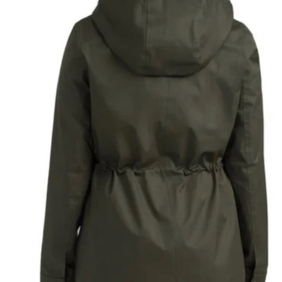 NWT Hunter Ladies' Water & Wind Resistant Rain Jacket, Olive - Picture 3 of 5